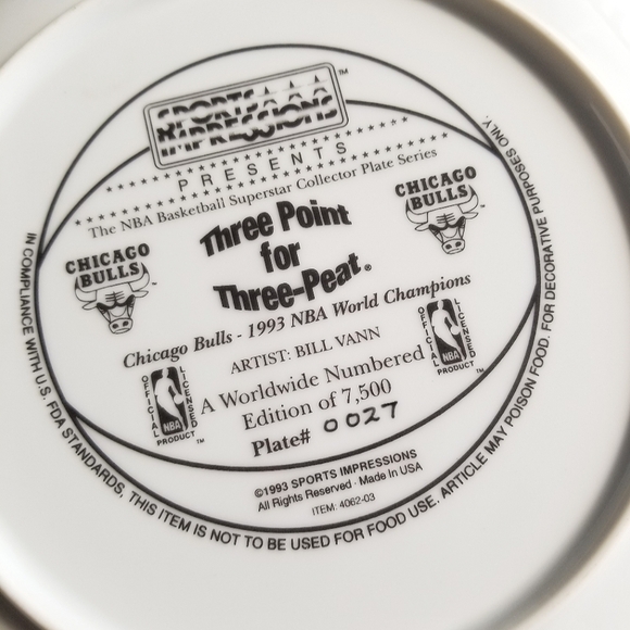 Vintage 1993 Chicago Bulls NBA Superstar Collector Plate Series #27 of 7,500. - Picture 8 of 8